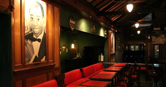 Bandas RareGroove Project e Enfoco se apresentam no Ton Ton Jazz & Music Bar Bandas RareGroove Project e Enfoco se apresentam no Ton Ton Jazz & Music Bar