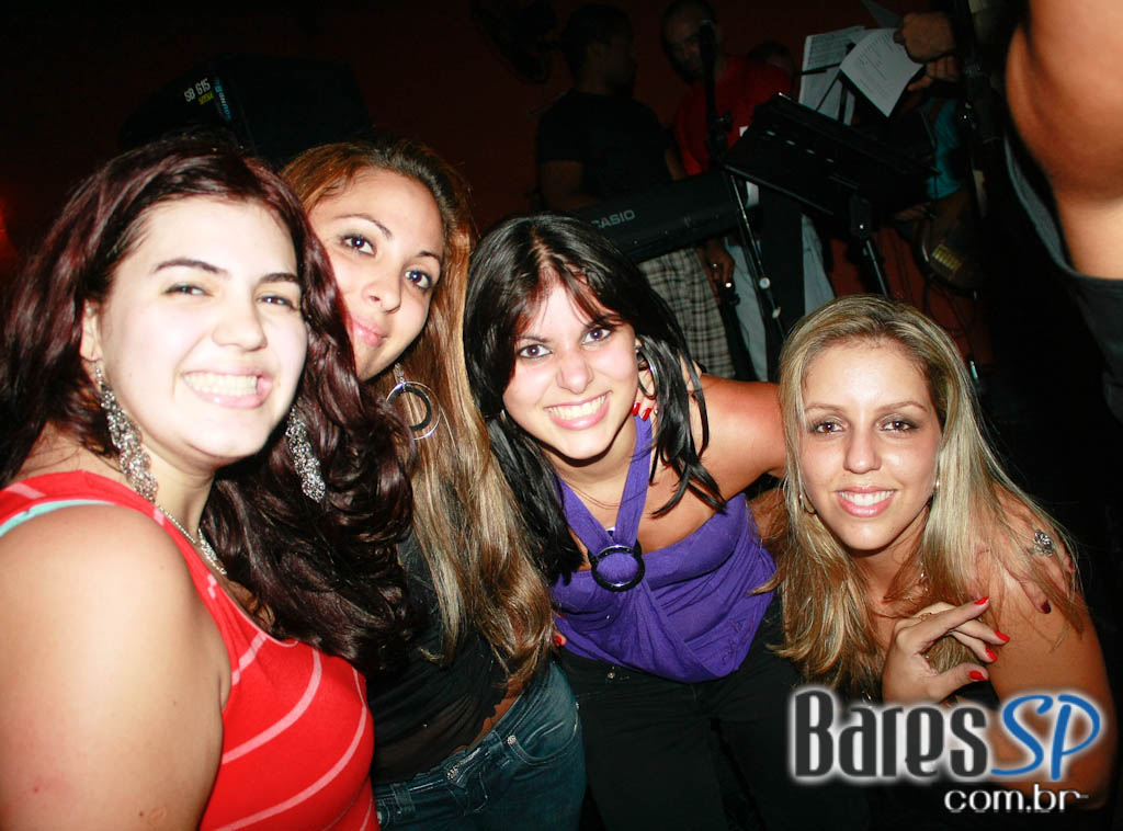 DJ RENE, PROF. ZÉ MARIO E SISTA DANY BLACK DJ RENE, PROF. ZÉ MARIO E SISTA DANY BLACK