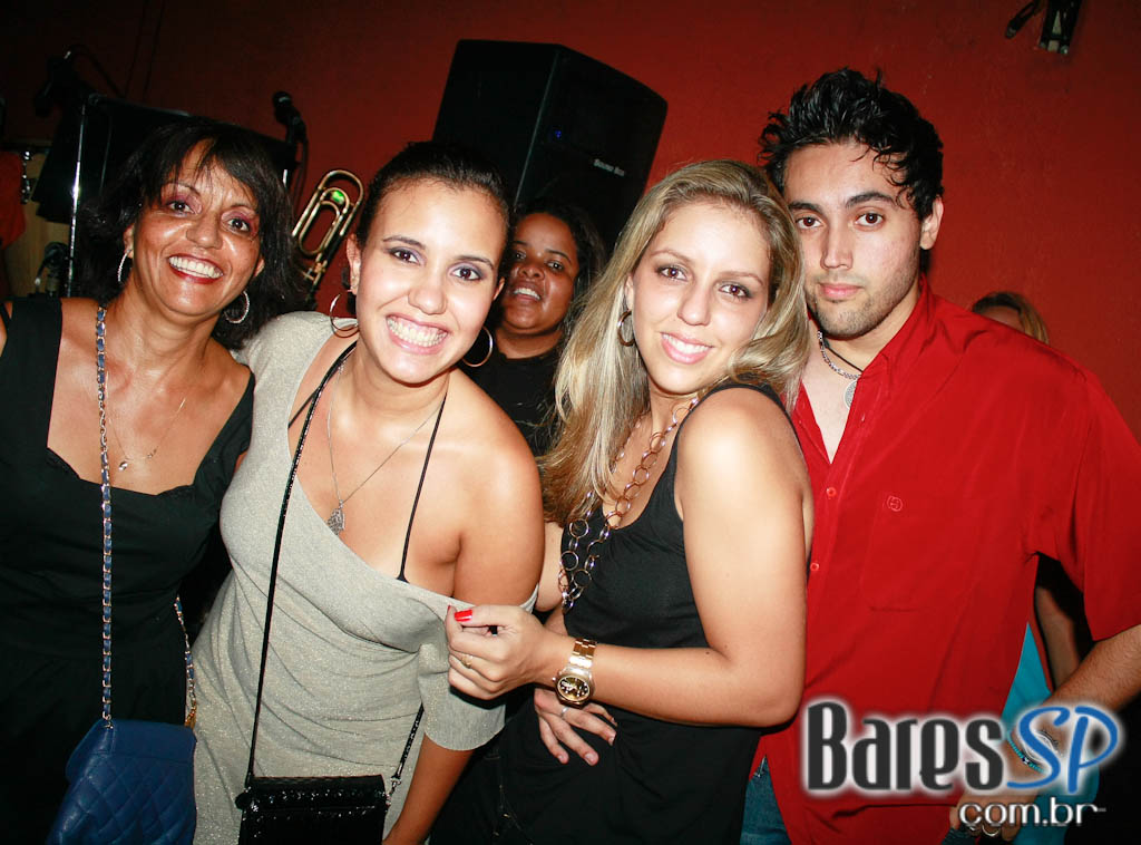 DJ RENE, PROF. ZÉ MARIO E SISTA DANY BLACK DJ RENE, PROF. ZÉ MARIO E SISTA DANY BLACK