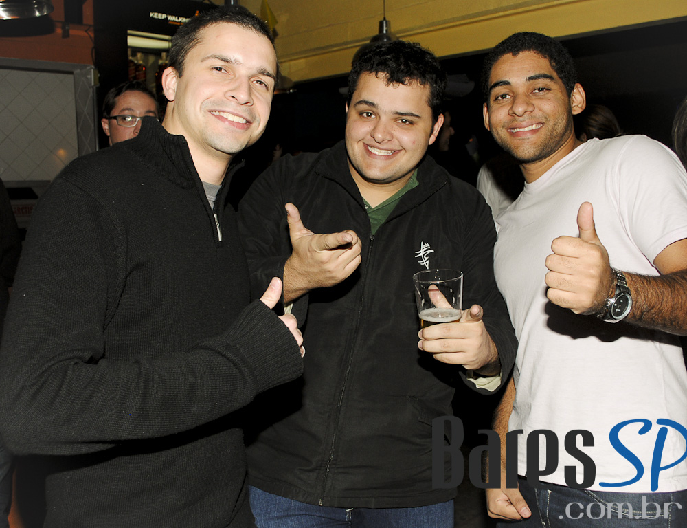 Banda Gandaia se apresentou no sábado do Bar Camará Banda Gandaia se apresentou no sábado do Bar Camará