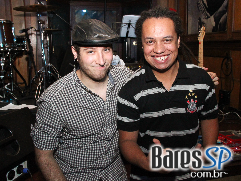 Banda Vó Tereza se apresentou no Ton Ton Jazz & Music Bar na terça-feira Banda Vó Tereza se apresentou no Ton Ton Jazz & Music Bar na terça-feira