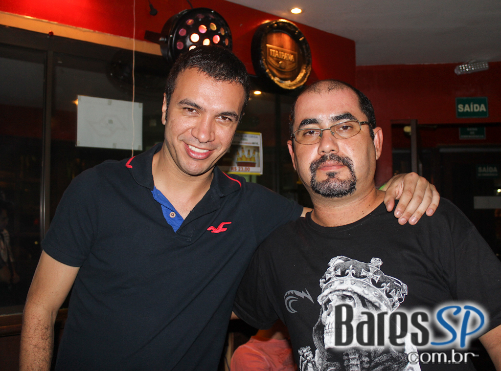 Sábado foi dia de show com a dupla Carlos & Renan e a Banda Prisco Projet no Capital da Villa Sábado foi dia de show com a dupla Carlos & Renan e a Banda Prisco Projet no Capital da Villa