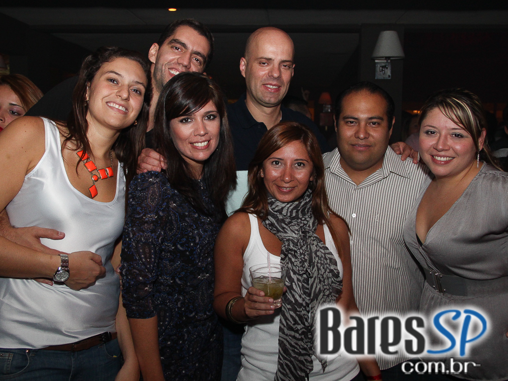 Maevva Bar apresentou na tarde de sábado o Projeto Samba de Barriga Cheia Maevva Bar apresentou na tarde de sábado o Projeto Samba de Barriga Cheia