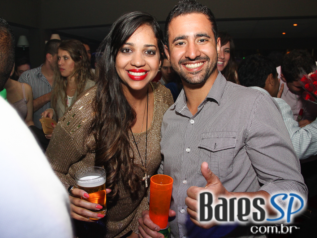 Maevva Bar apresentou na tarde de sábado o Projeto Samba de Barriga Cheia Maevva Bar apresentou na tarde de sábado o Projeto Samba de Barriga Cheia