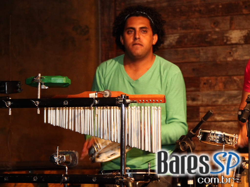 Quintal do Espeto apresentou os agitos do samba rock Quintal do Espeto apresentou os agitos do samba rock