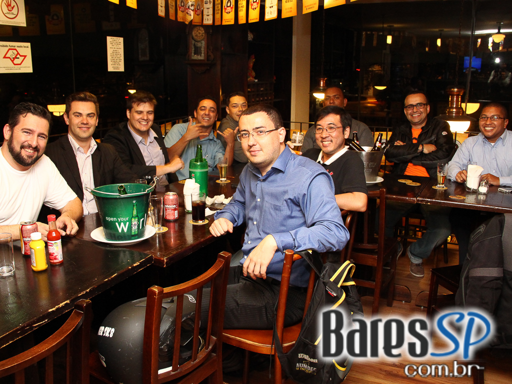 BarBirô recebeu na noite de quinta-feira a banda Vintage Box BarBirô recebeu na noite de quinta-feira a banda Vintage Box