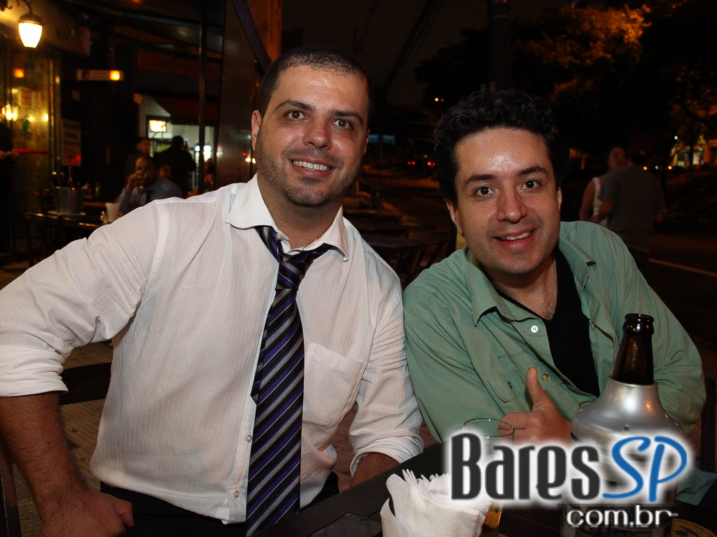 BarBirô recebeu na noite de quinta-feira a banda Vintage Box BarBirô recebeu na noite de quinta-feira a banda Vintage Box