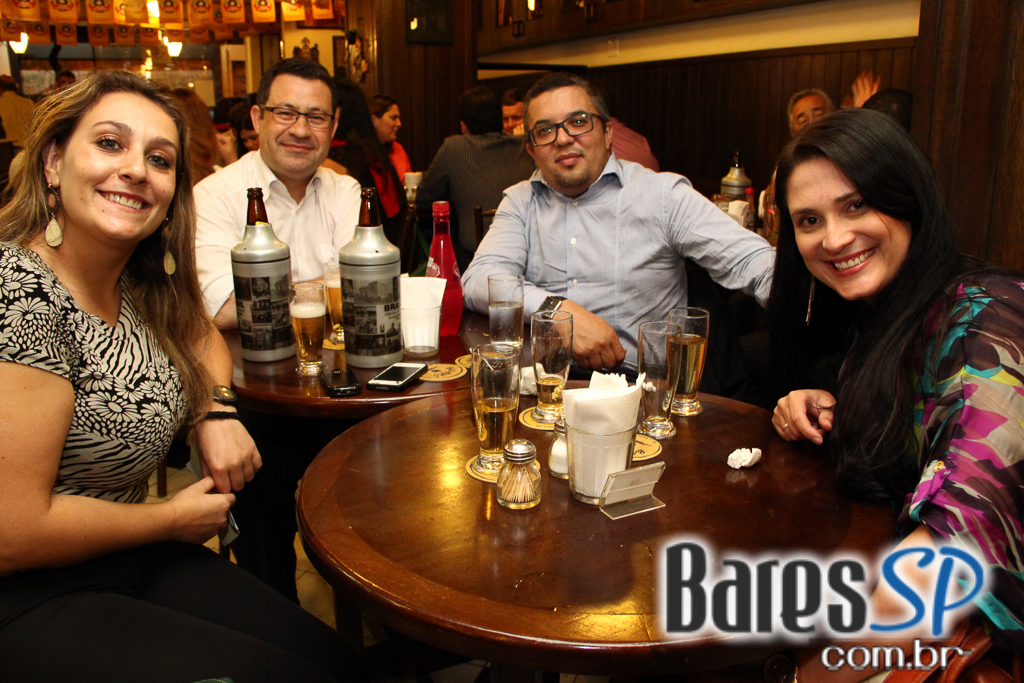 BarBirô recebeu na noite de quinta-feira a banda Vintage Box BarBirô recebeu na noite de quinta-feira a banda Vintage Box
