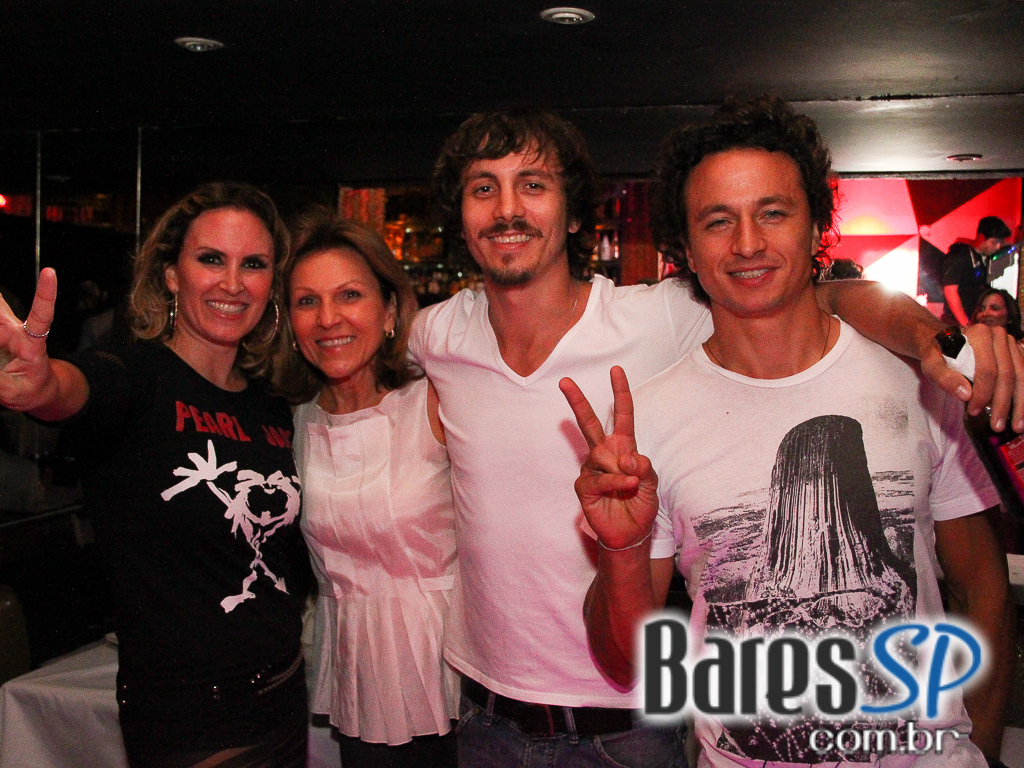 Axcel agitou a noite de quarta-feira do Piove Axcel agitou a noite de quarta-feira do Piove