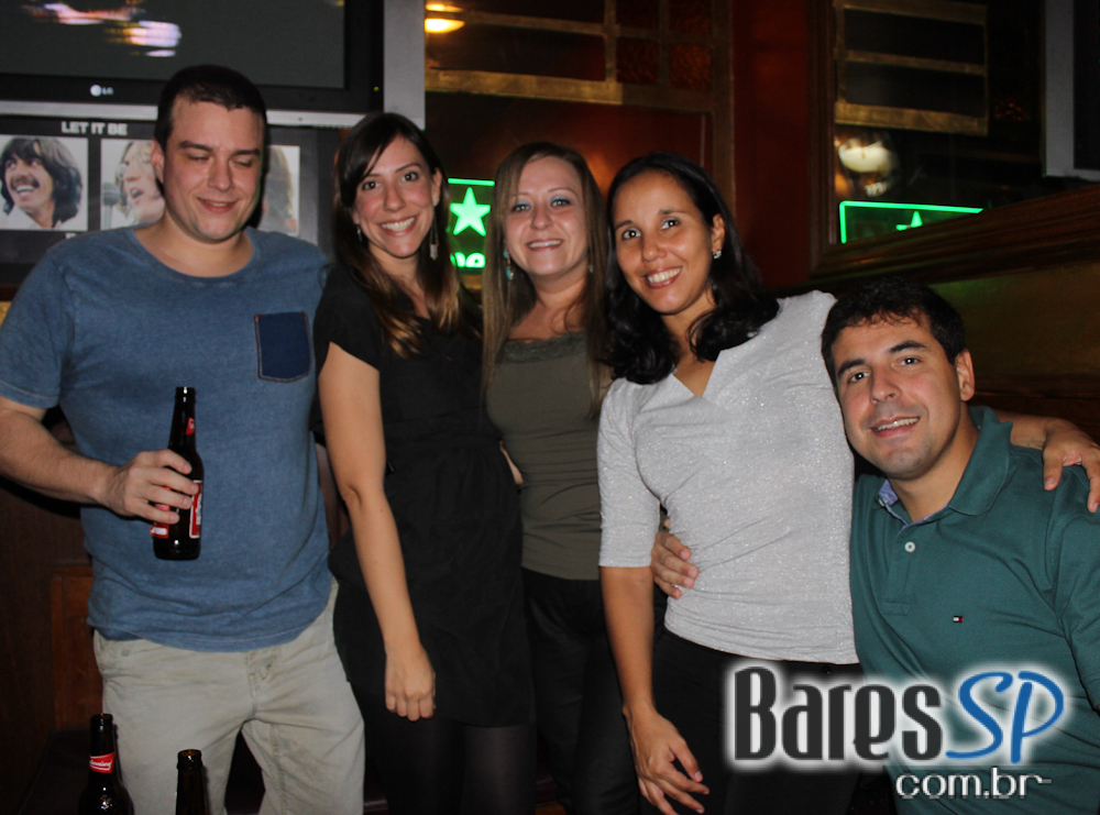 Sal Vicent & Banda Bubbles levam muito rock para o sábado do Republic Pub Sal Vicent & Banda Bubbles levam muito rock para o sábado do Republic Pub