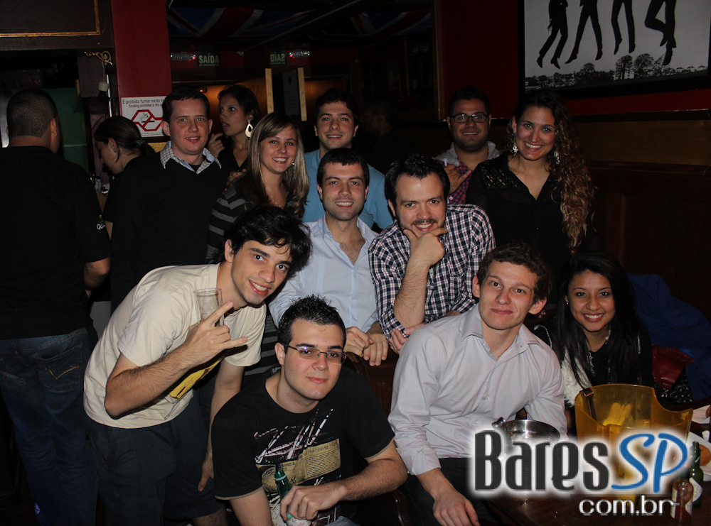 Sal Vicent & Banda Bubbles levam muito rock para o sábado do Republic Pub Sal Vicent & Banda Bubbles levam muito rock para o sábado do Republic Pub