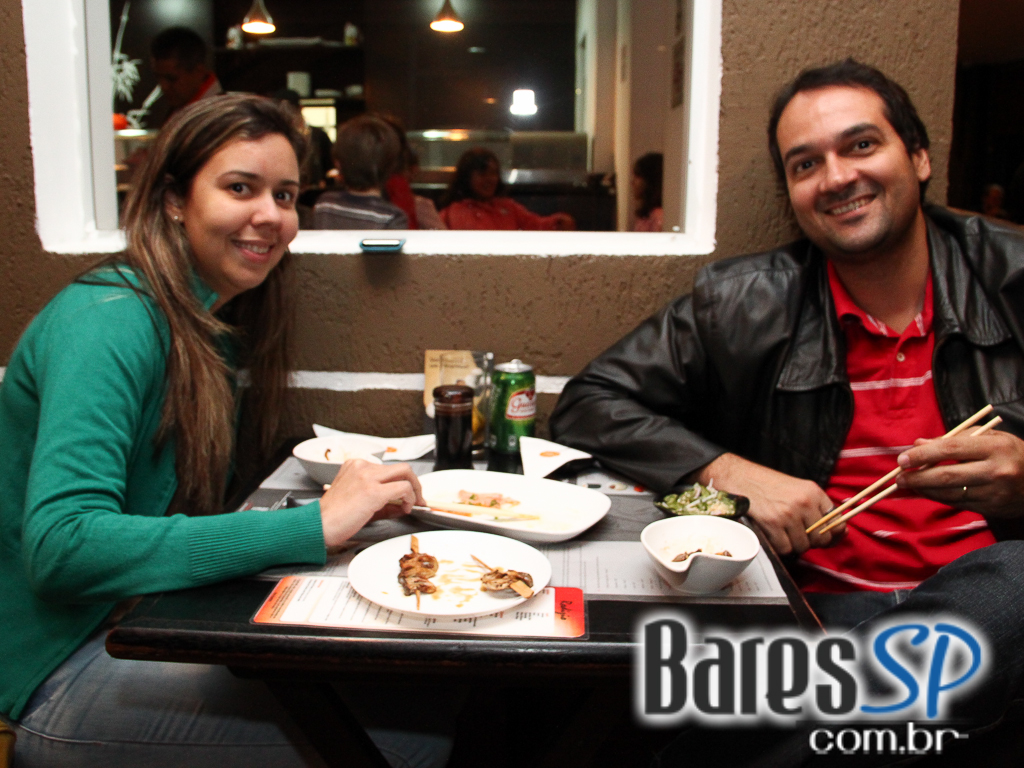 Daitakê Sushi ofereceu rodízio com variedades de pratos frios e quentes Daitakê Sushi ofereceu rodízio com variedades de pratos frios e quentes