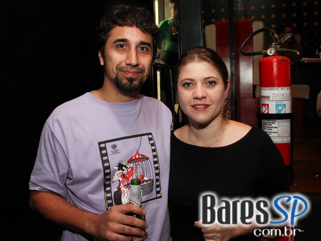 Banda Aliados se apresentou na sexta-feira no Na Mata Café com muito hard core e guitarras melódicas Banda Aliados se apresentou na sexta-feira no Na Mata Café com muito hard core e guitarras melódicas