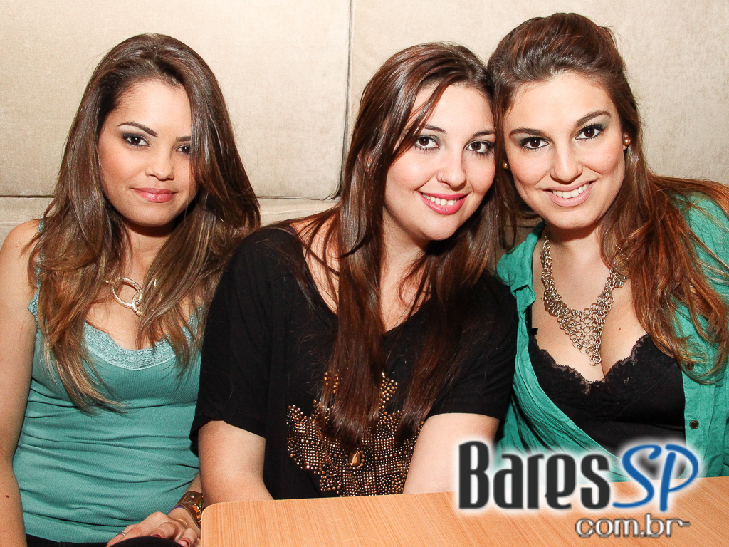 Banda Aliados se apresentou na sexta-feira no Na Mata Café com muito hard core e guitarras melódicas Banda Aliados se apresentou na sexta-feira no Na Mata Café com muito hard core e guitarras melódicas