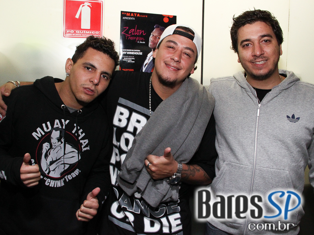 Banda Aliados se apresentou na sexta-feira no Na Mata Café com muito hard core e guitarras melódicas Banda Aliados se apresentou na sexta-feira no Na Mata Café com muito hard core e guitarras melódicas