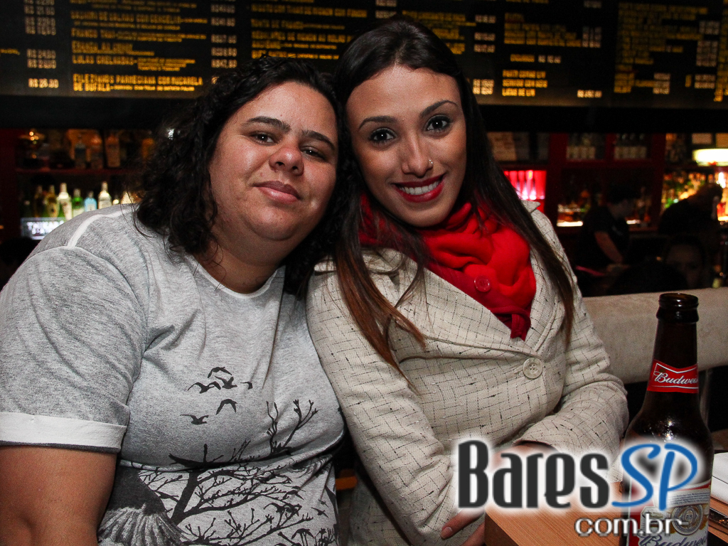 Banda Aliados se apresentou na sexta-feira no Na Mata Café com muito hard core e guitarras melódicas Banda Aliados se apresentou na sexta-feira no Na Mata Café com muito hard core e guitarras melódicas