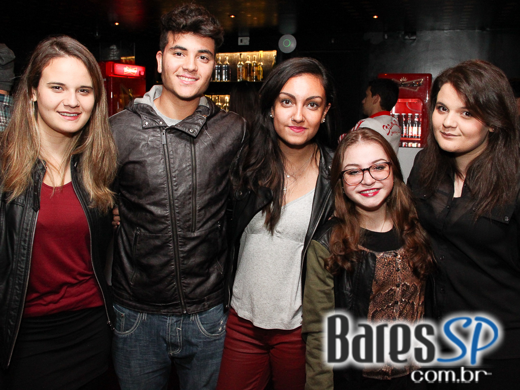 Banda Aliados se apresentou na sexta-feira no Na Mata Café com muito hard core e guitarras melódicas Banda Aliados se apresentou na sexta-feira no Na Mata Café com muito hard core e guitarras melódicas