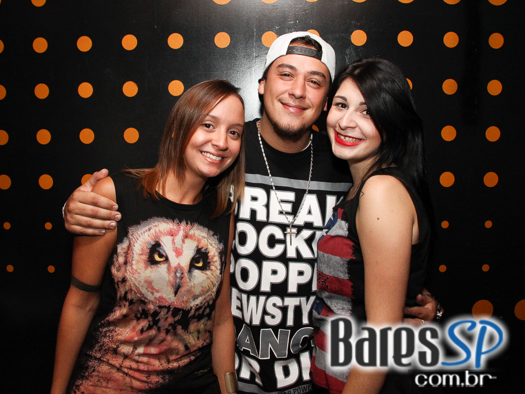 Banda Aliados se apresentou na sexta-feira no Na Mata Café com muito hard core e guitarras melódicas Banda Aliados se apresentou na sexta-feira no Na Mata Café com muito hard core e guitarras melódicas
