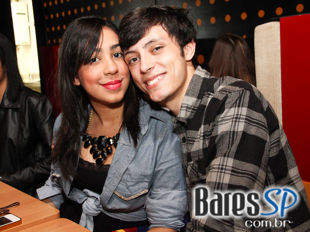 Banda Aliados se apresentou na sexta-feira no Na Mata Café com muito hard core e guitarras melódicas Banda Aliados se apresentou na sexta-feira no Na Mata Café com muito hard core e guitarras melódicas