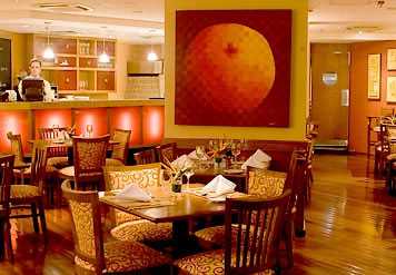 Quench Restaurante & Bar - Marriott Executive Apar