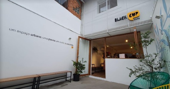 Black Cup  Café