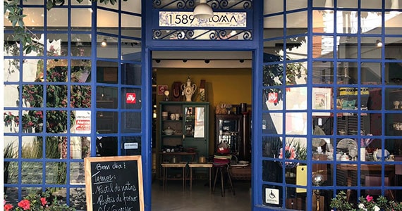 Loma Casa e Café