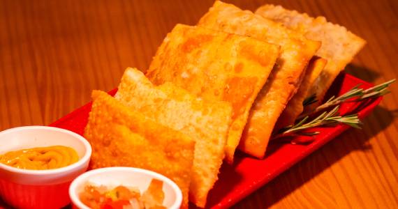 122 Comidas e Drinks 122 Comidas e Drinks