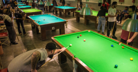 Bola Sete Snooker Bar