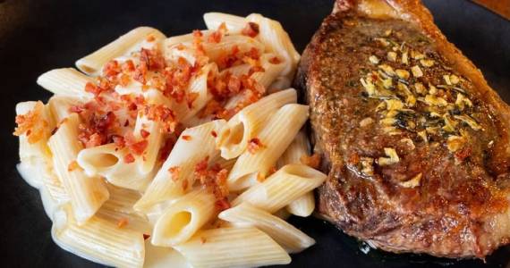 Aura Gastrobar