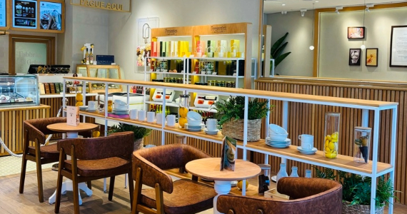 Bacio di Latte - Augusto Tolle