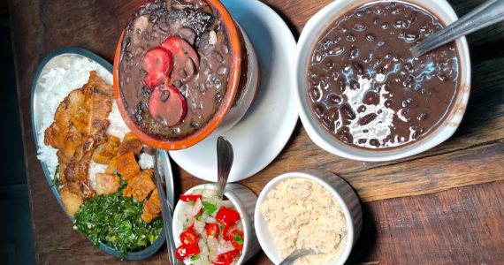 Espaço Pau Brasil Espaço Pau Brasil