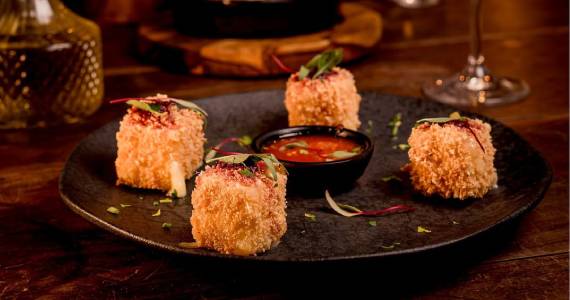 Miles Wine Bar Miles Wine Bar