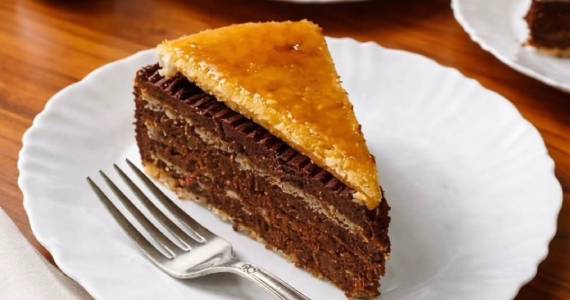 Viva Kurtos Culinária Húngara