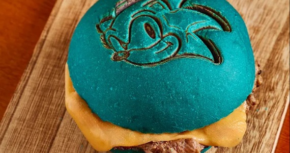 Fan Hour - Games and Burgers