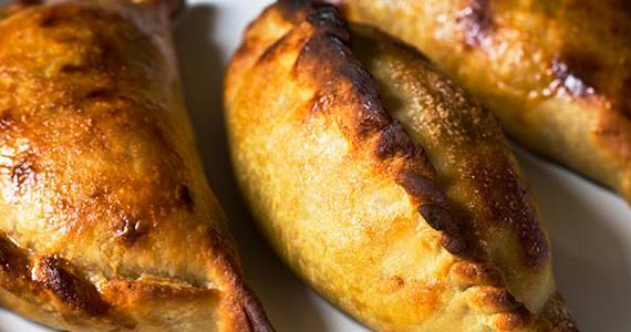 La Guapa Empanadas Artesanais - Berrini