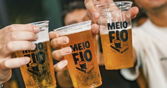 Meio Fio Bar Meio Fio Bar