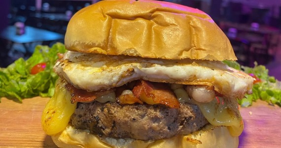 Paris Burguer’s e Espeto’s