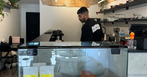 Ronin Café Ronin Café