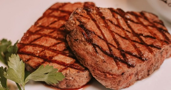 Steak Bife - Chef Erick Jacquin