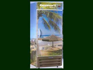 Cervejeiras Basemetal permitem publicidade em todo o refrigerador