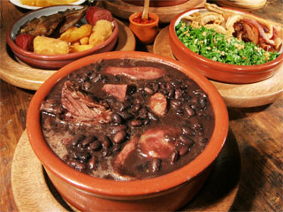 Bolinha: a melhor feijoada do Brasil também tem opções saborosas