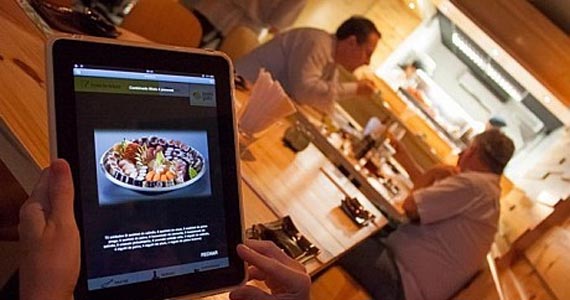 Tablet-garçom, robô-sushiman e sorvete a um clique: tecnologias apresentadas em SP trazem autonomia para bares, restaurantes e clientes