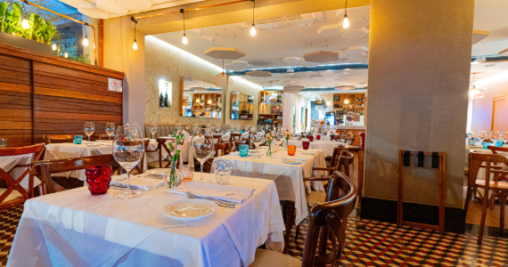 Des Cucina celebra 10 anos com reforma, novos drinks e pratos em Perdizes Des Cucina celebra 10 anos com reforma, novos drinks e pratos em Perdizes