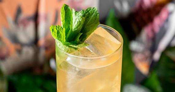 Com foco no 'brasileirismo', Exímia Bar inaugura nova fase no Itaim Bibi