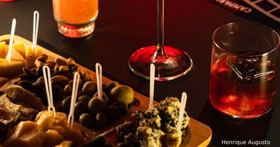 Campari revela receitas de drinks inspirados em filmes Eventos BaresSP 570x300 imagem