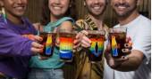 Nadir apresenta novas estampas dos Copos Americano Pride em parceria com a Coca-Cola