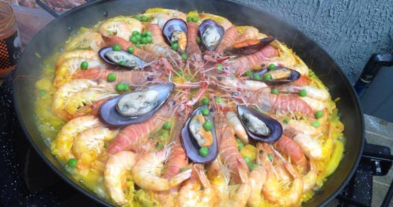 Paellas Pepe oferece deliciosas Paellas ao som de muito flamenco Eventos BaresSP 570x300 imagem