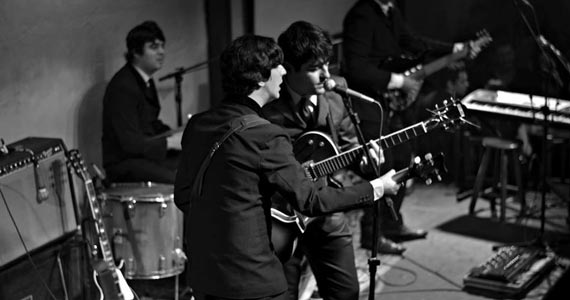 Clássicos do rock com a banda Valveds Beatles Cover agitam o The Wall Café Eventos BaresSP 570x300 imagem