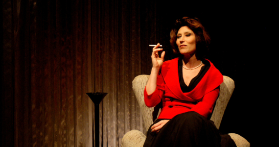 “Simplesmente eu, Clarice Lispector” prorroga temporada em São Paulo