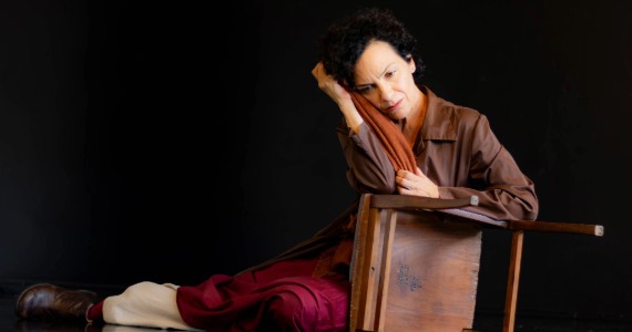 A Recaída estreia no Atelier Cênico com drama sobre luto e resistência